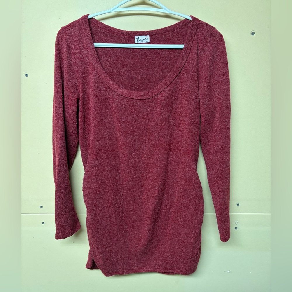2/$20❤️- MATERNITY | Women’s Thyme maternity sweater shirt size medium